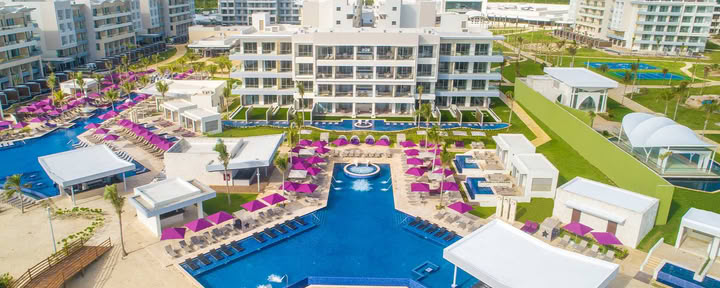 Internationale Reise-Retreats
