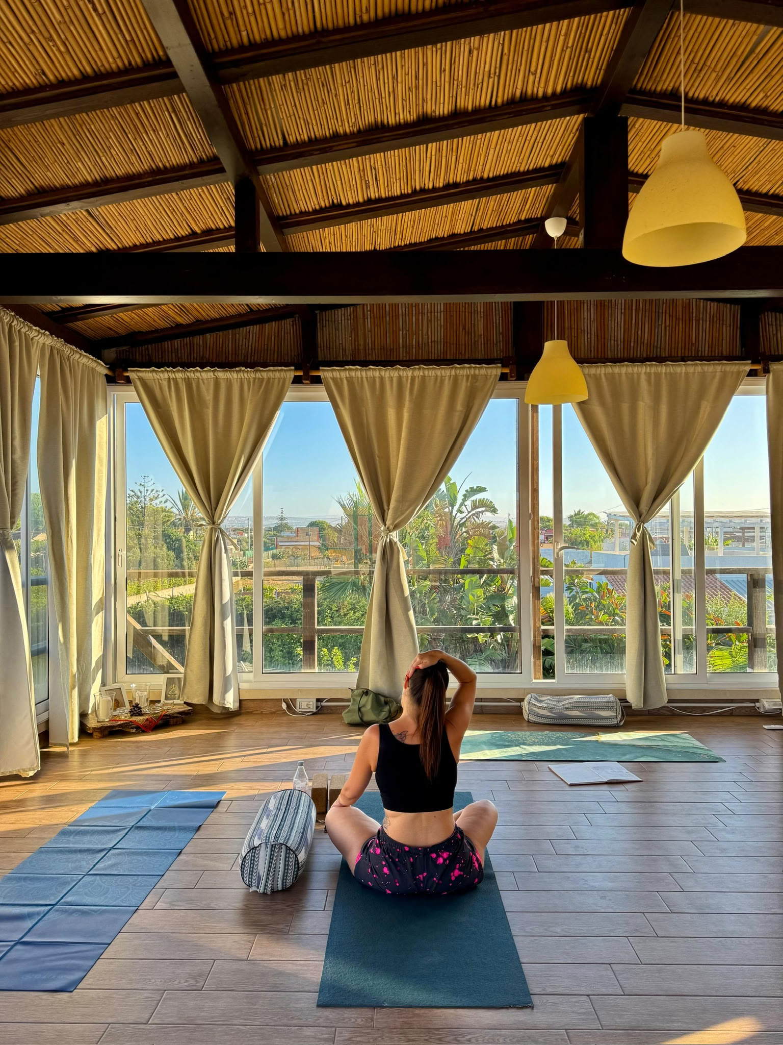 Floripa Summer Play: Yoga, Acro & Inversionen