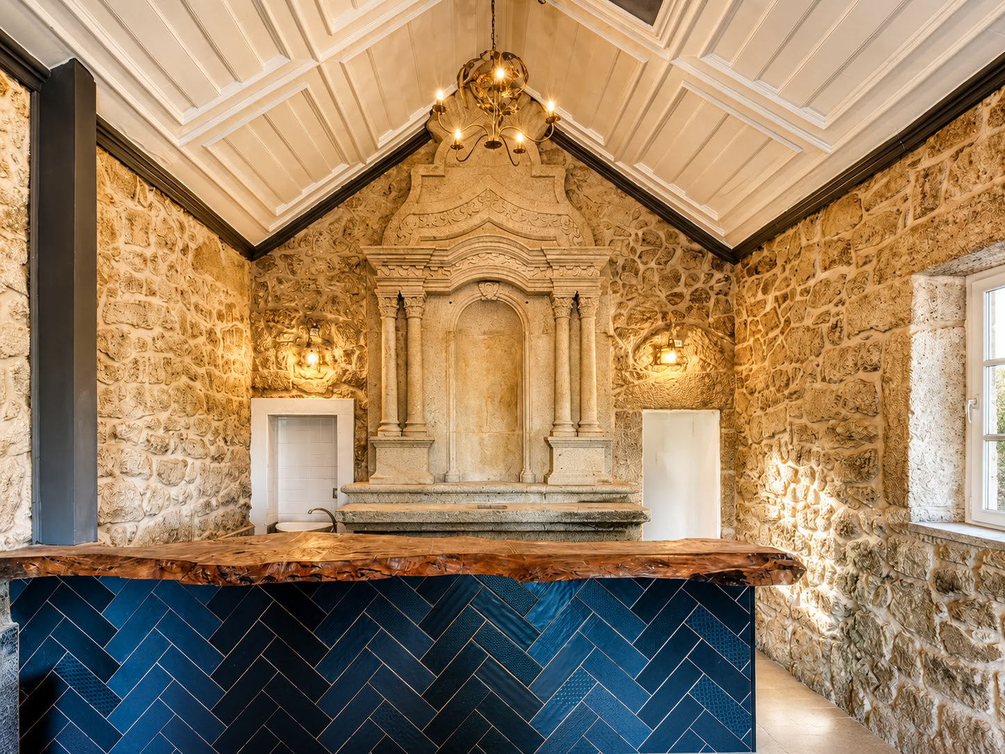 Auf Reisen gehen, sich selbst entdecken: 6-tägiges Wellness-Retreat für Frauen in Portugal