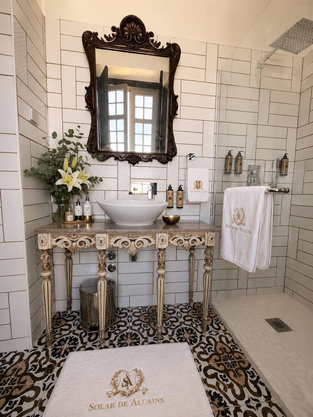 Auf Reisen gehen, sich selbst entdecken: 6-tägiges Wellness-Retreat für Frauen in Portugal