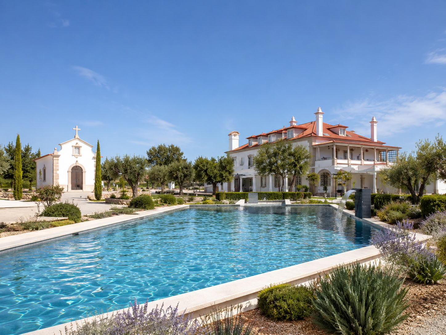 Auf Reisen gehen, sich selbst entdecken: 6-tägiges Wellness-Retreat für Frauen in Portugal