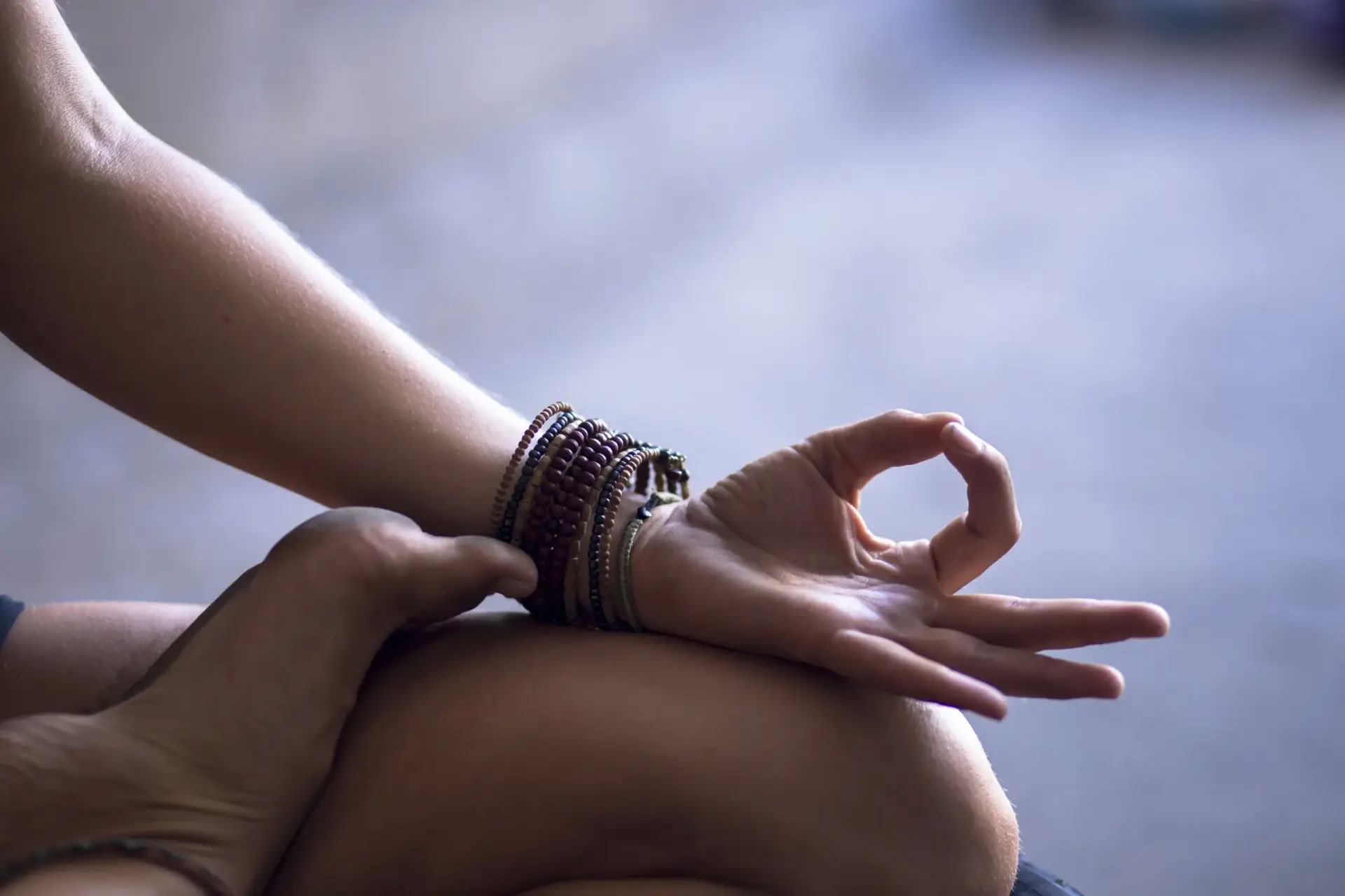 Gemütliche Winter-Yoga-Auszeit: Eine Begegnung mit dir selbst in den Pyrenäen