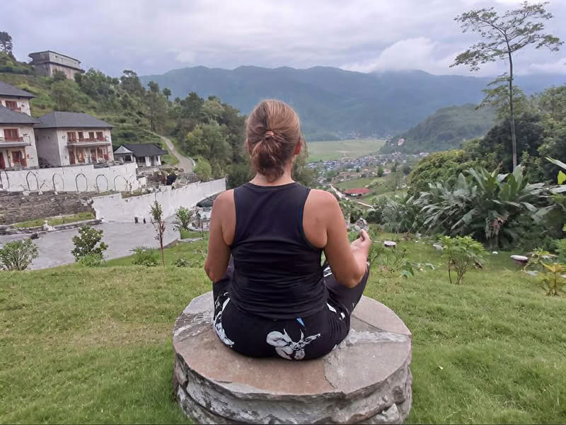 100-Stunden-Bhakti-Yoga-Workshop – 11 Tage / 10 Nächte