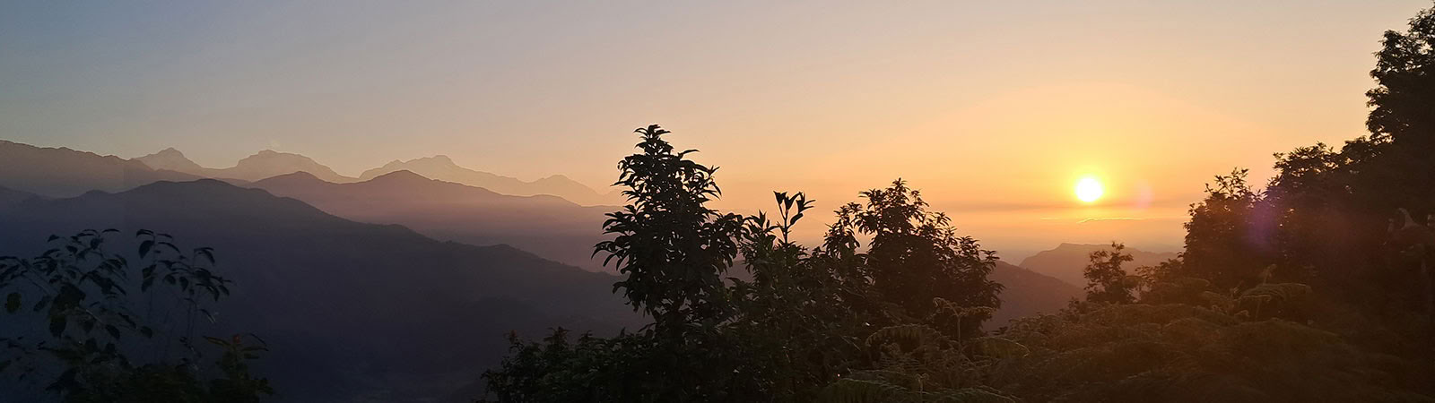 Sonnenaufgangs-Yoga-Tour