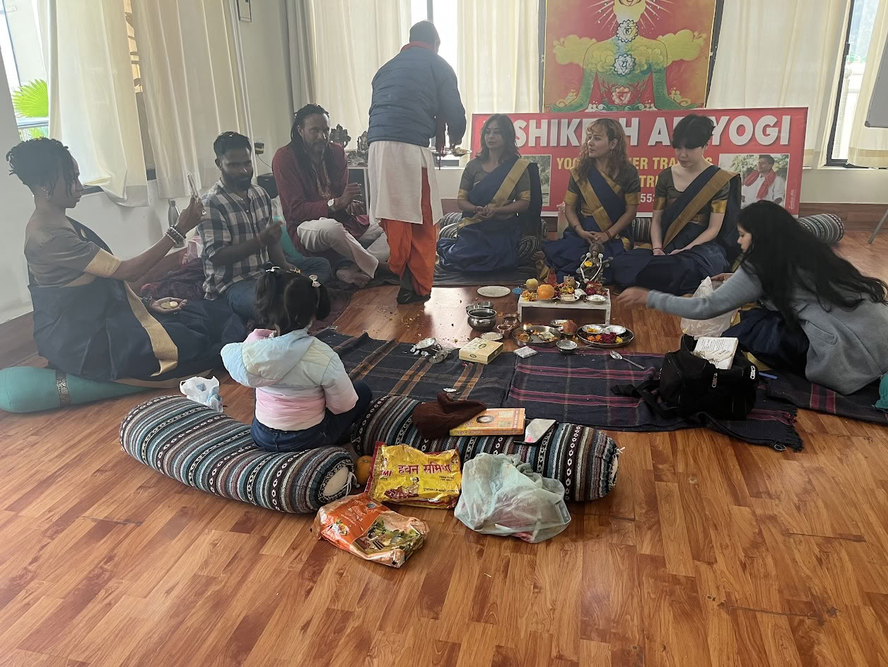 300-Stunden-Yogalehrerausbildung in Rishikesh