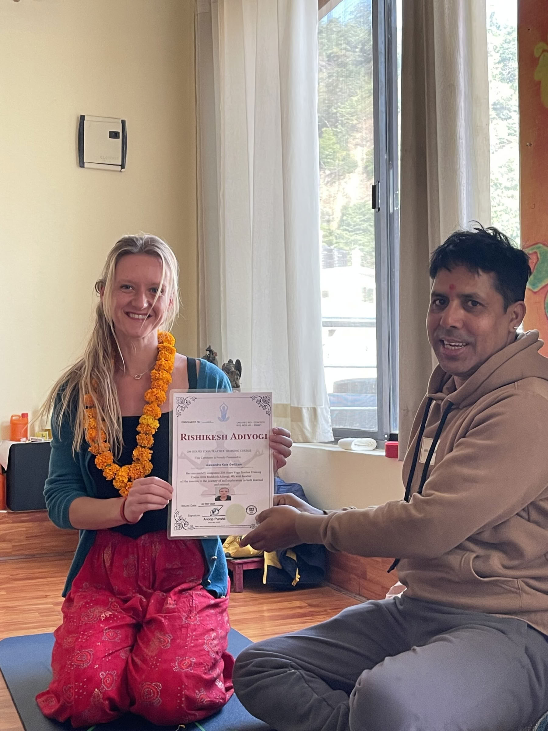 300-Stunden-Yogalehrerausbildung in Rishikesh