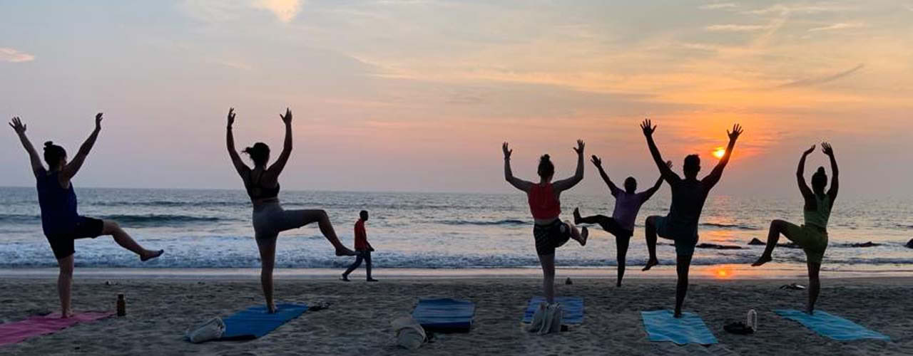 300-Stunden-Yoga-TTC mit Klangheilung