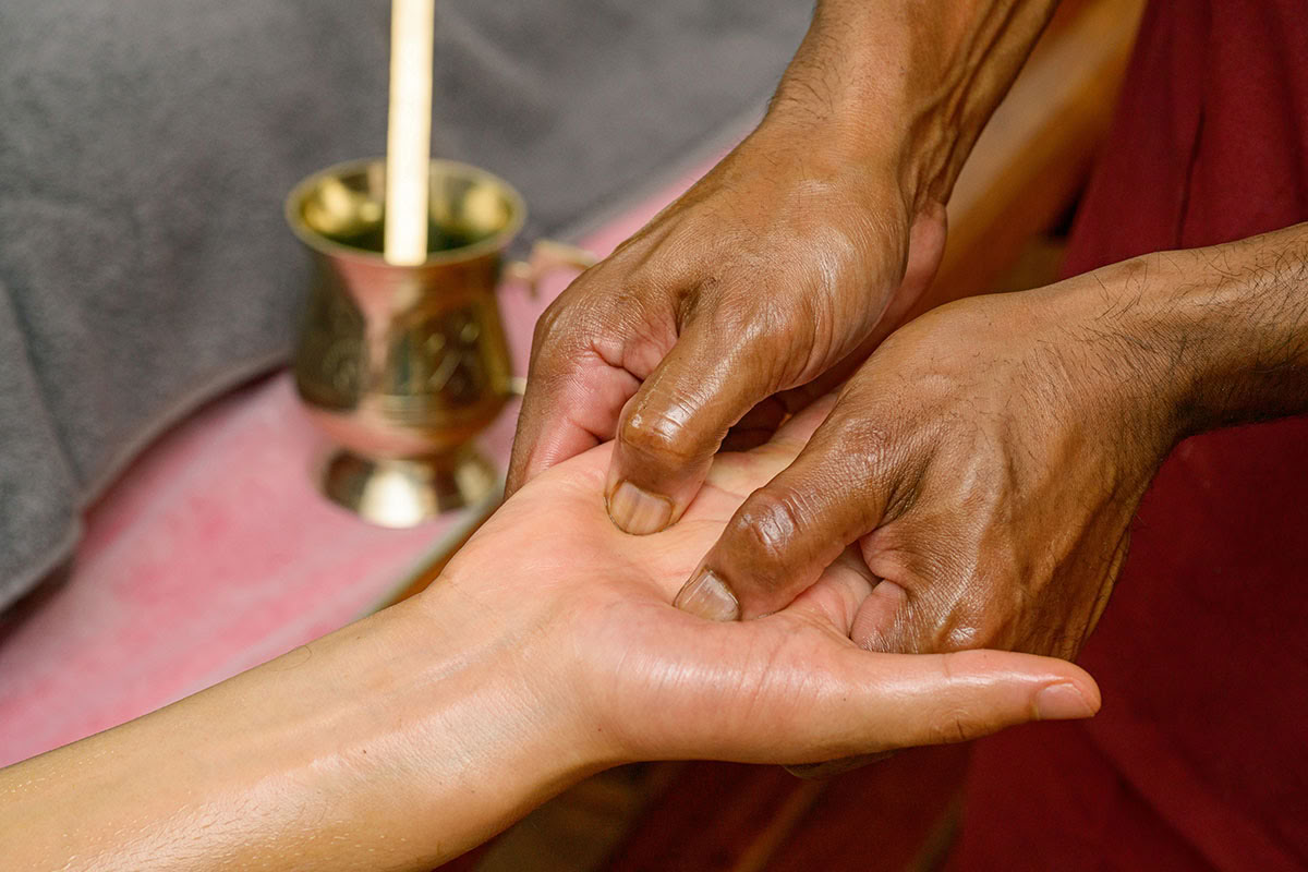 1 Nacht 2 Tage उद्‌घाटन Udhghaatan Ayurvedisches Entspannungspaket