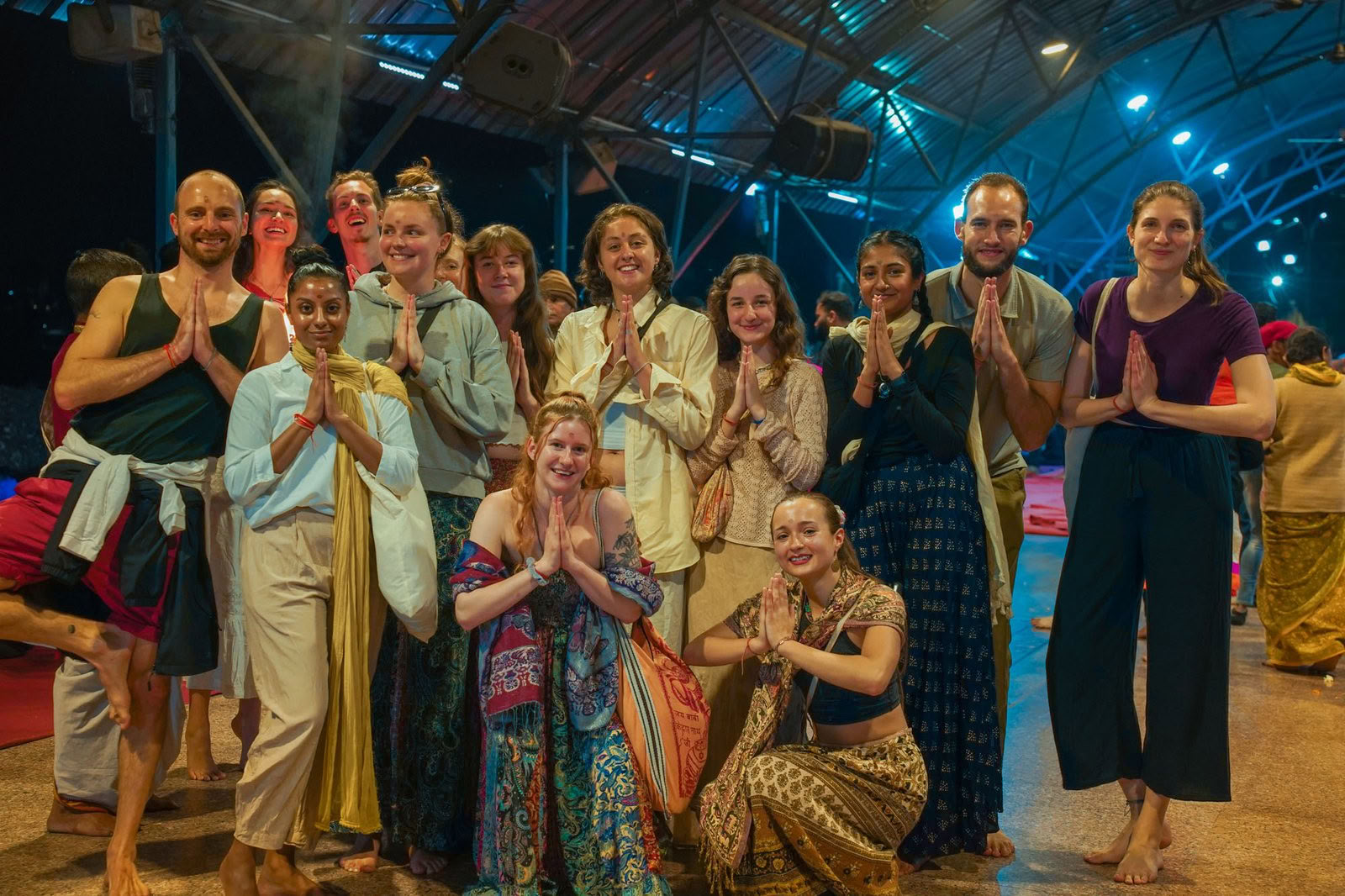 100-Stunden-Yoga-Lehrerausbildung in Rishikesh ✅
