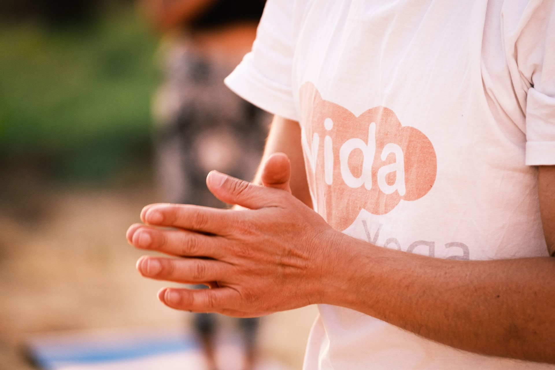 März-Yoga-Retreat: Atmen mit Achtsamkeit