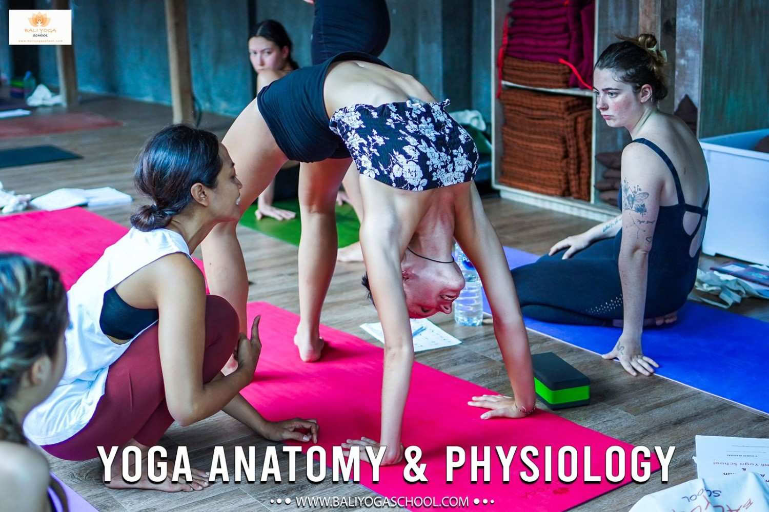 300-Stunden-Yogalehrerausbildung in Varkala, Kerala, Indien