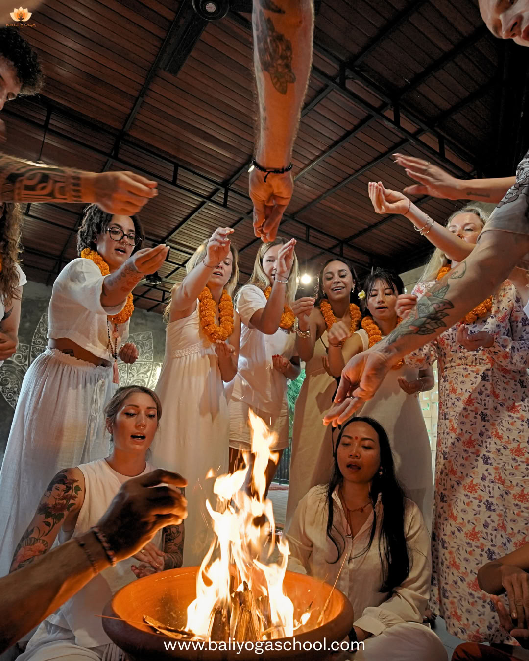 500-Stunden-Yogalehrer-Ausbildung in Uluwatu, Bali