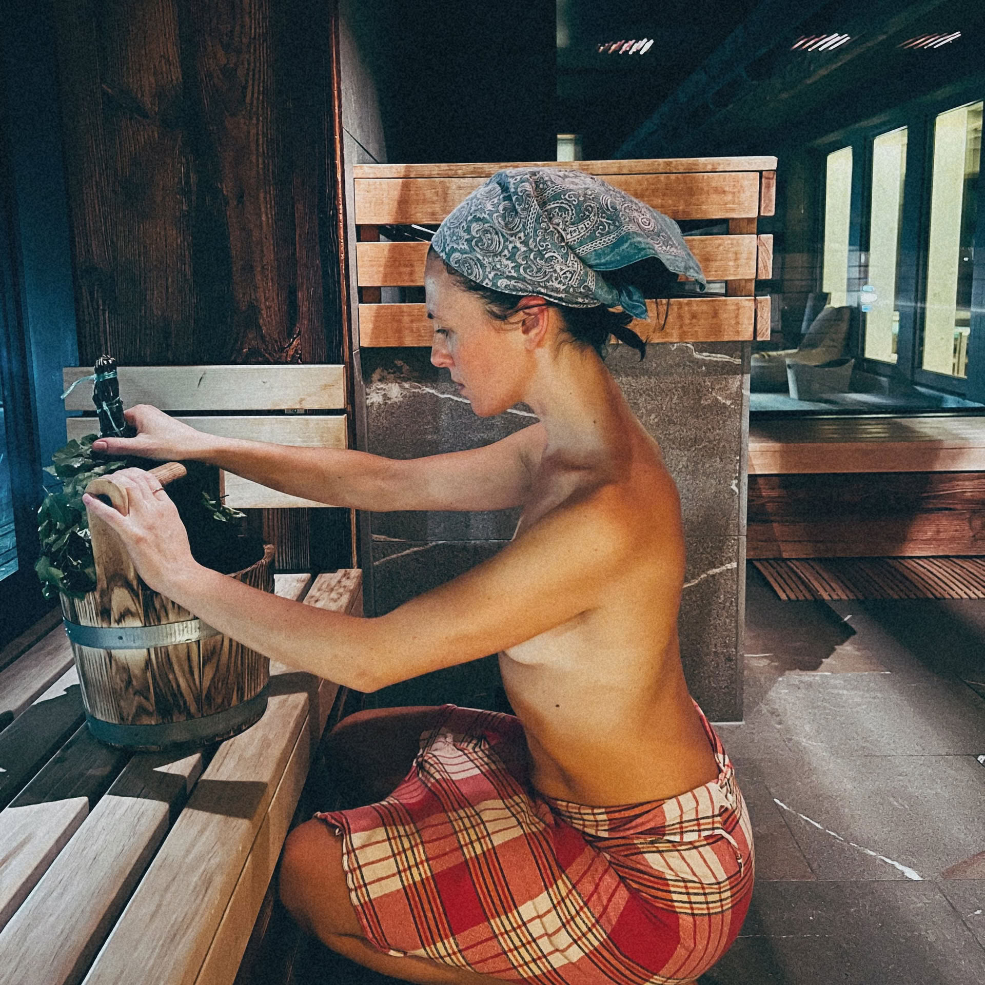 Holistic Spa Retreat: Sauna Sisters