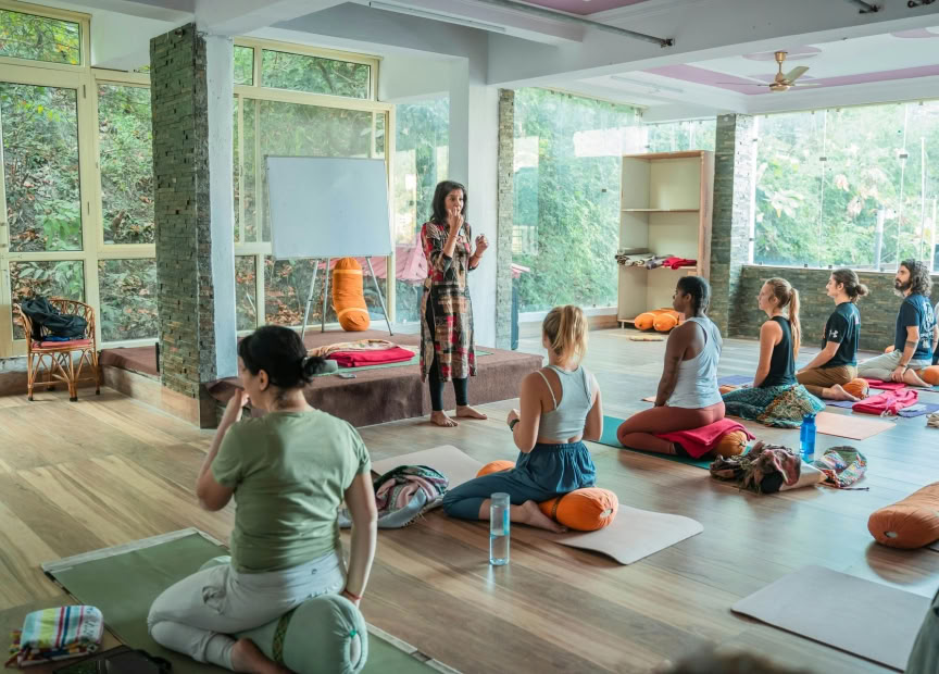 7 Tage Kundalini-Yoga-Retreat in Rishikesh