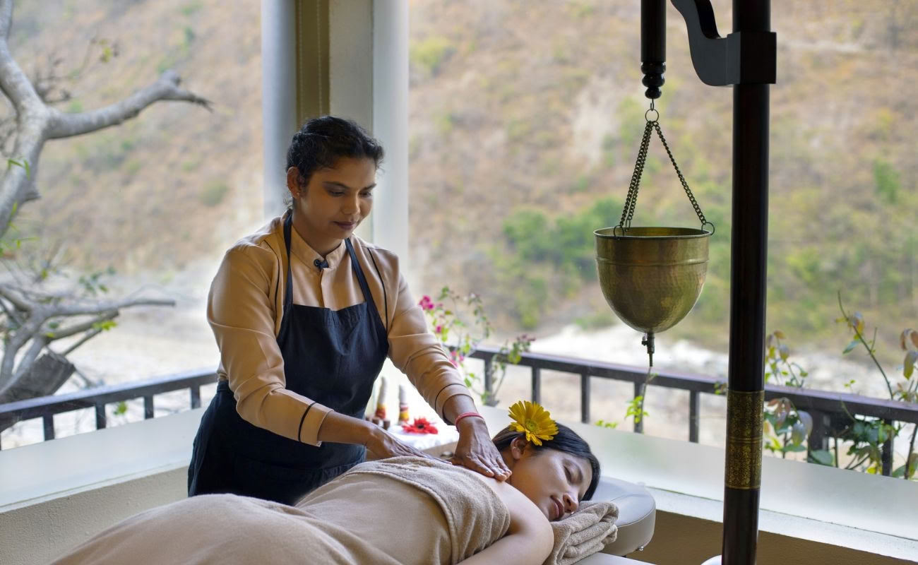 14-tägiges Yoga-Retreat mit Ayurveda-Therapien