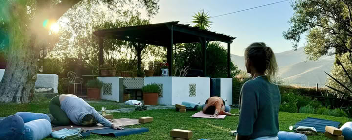 50-stündiger Yin-Yoga-Kurs – Oktober