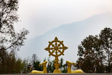 Longchen Nyingthik Ngöndro Retreat — Geleitet von Khenpo Sonam Phuntsok und unterstützt von Tulku Ngawang