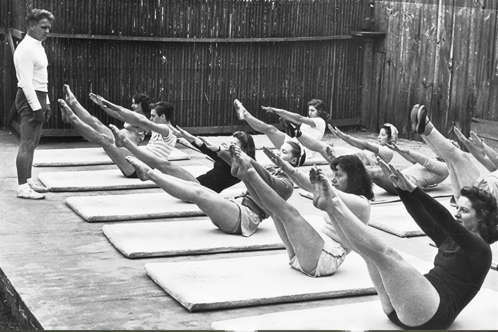 200-Stunden-Yoga-Lehrer-Ausbildung