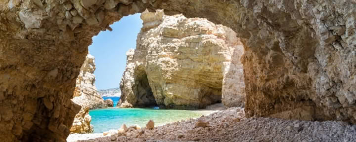 LIVE YOUR S.E.L.F. WIEDERVERBINDUNG und FLOW: Resilienz-Retreats auf Sri Lanka