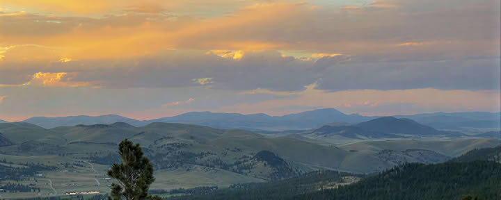 Unter dem weiten Himmel von Montana: Ein Yoga-Retreat mit The Yoga Sanctuary