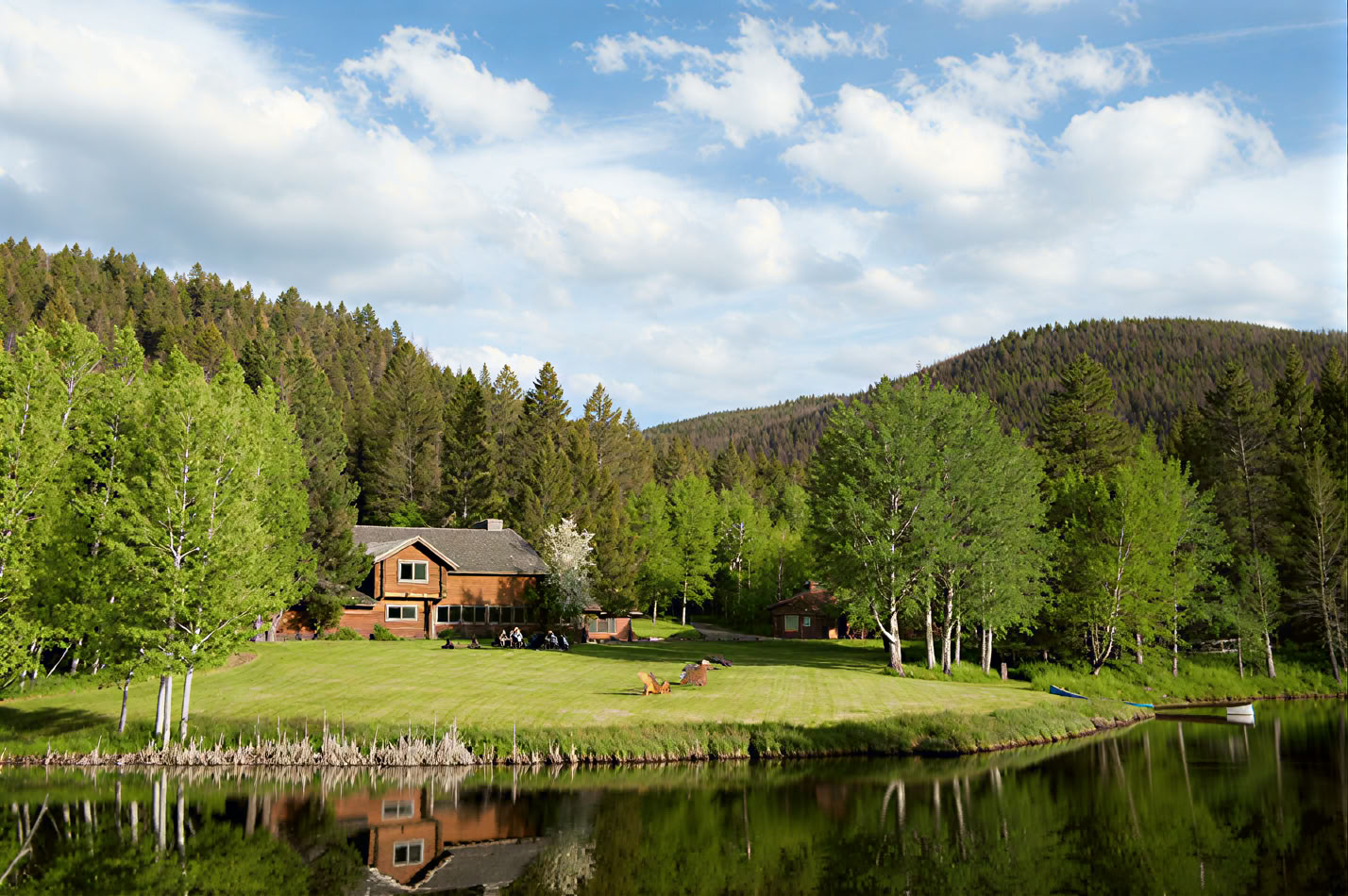 Kraft und Leichtigkeit in Balance: Ein SmartFLOW Yoga Retreat und Lehrertraining