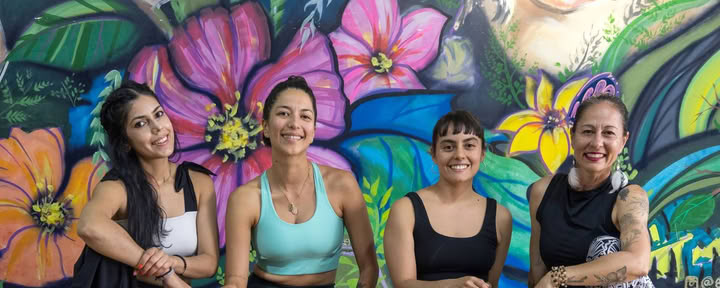 Vinyasa-Yoga auf Spanisch