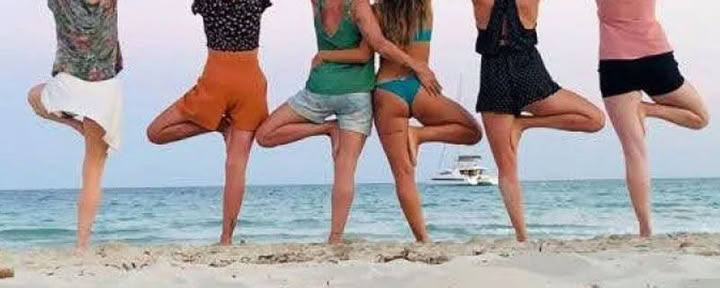 300 Stunden – 21-tägige Fortbildung für fortgeschrittene Yogalehrende