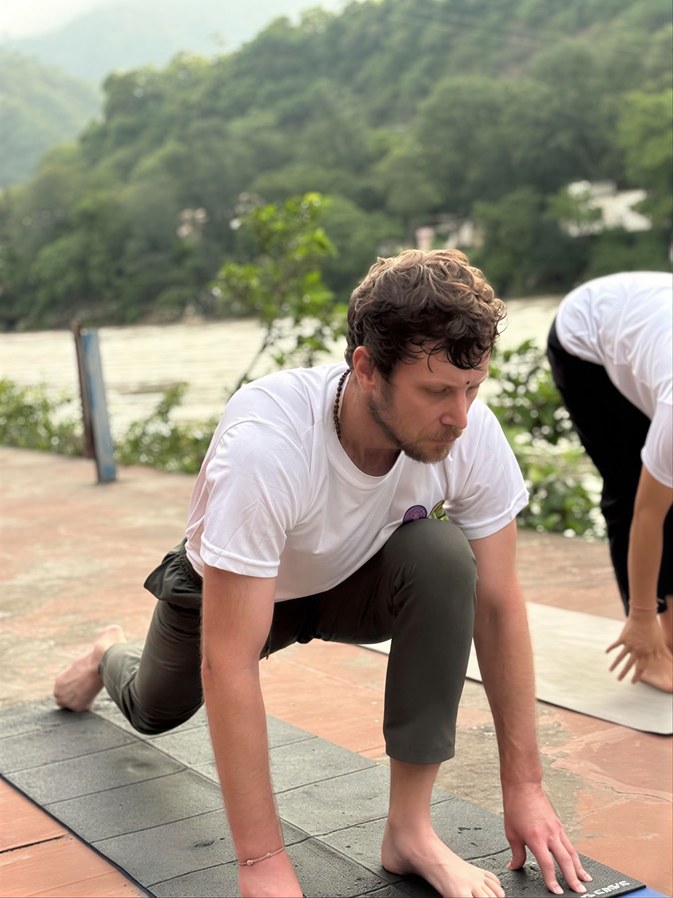 300-Stunden-Yogalehrerausbildung in Rishikesh
