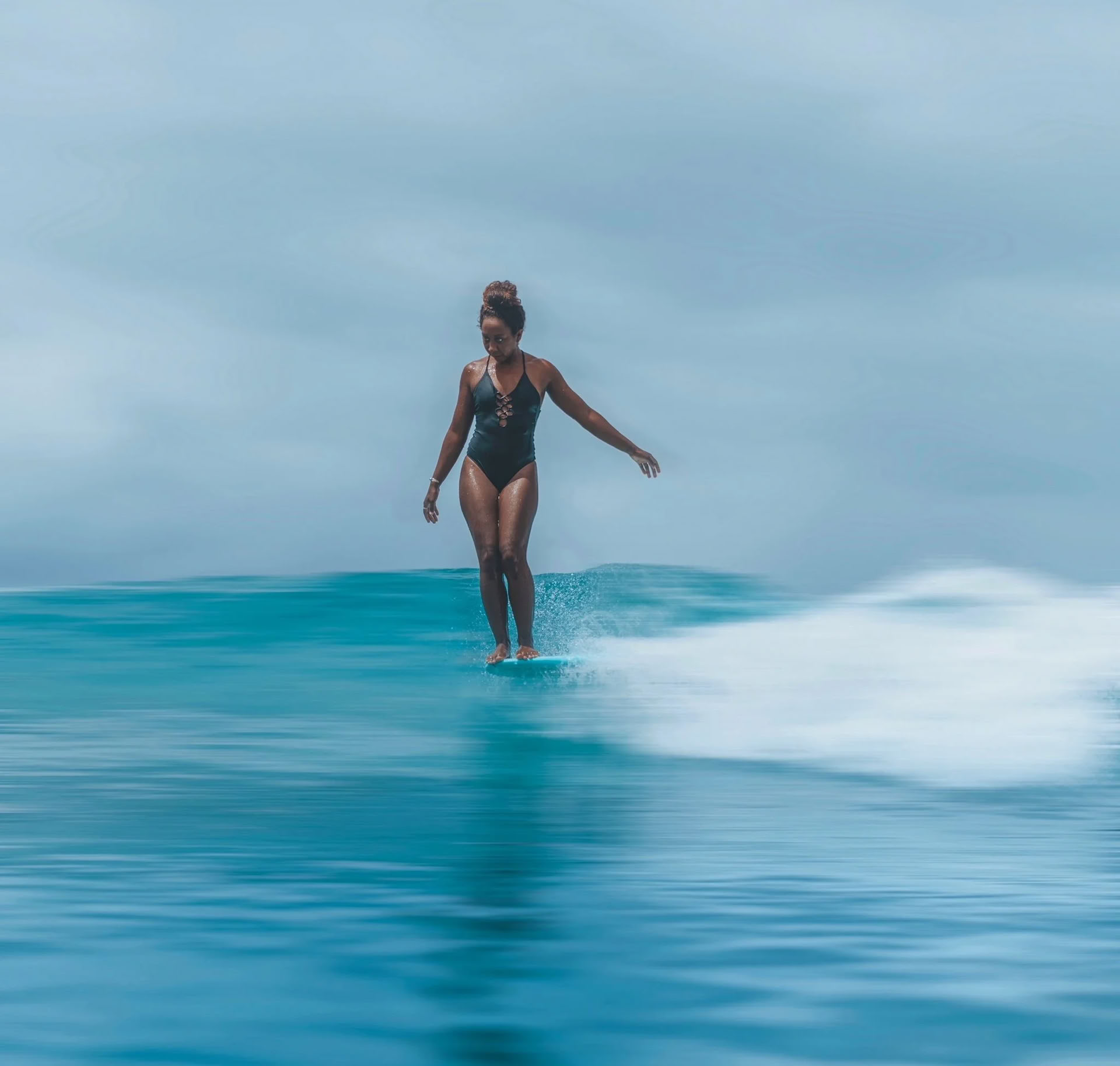 NIQUE MILLER SURF-Retreat