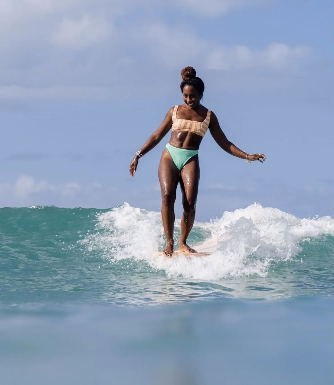 NIQUE MILLER SURF-Retreat