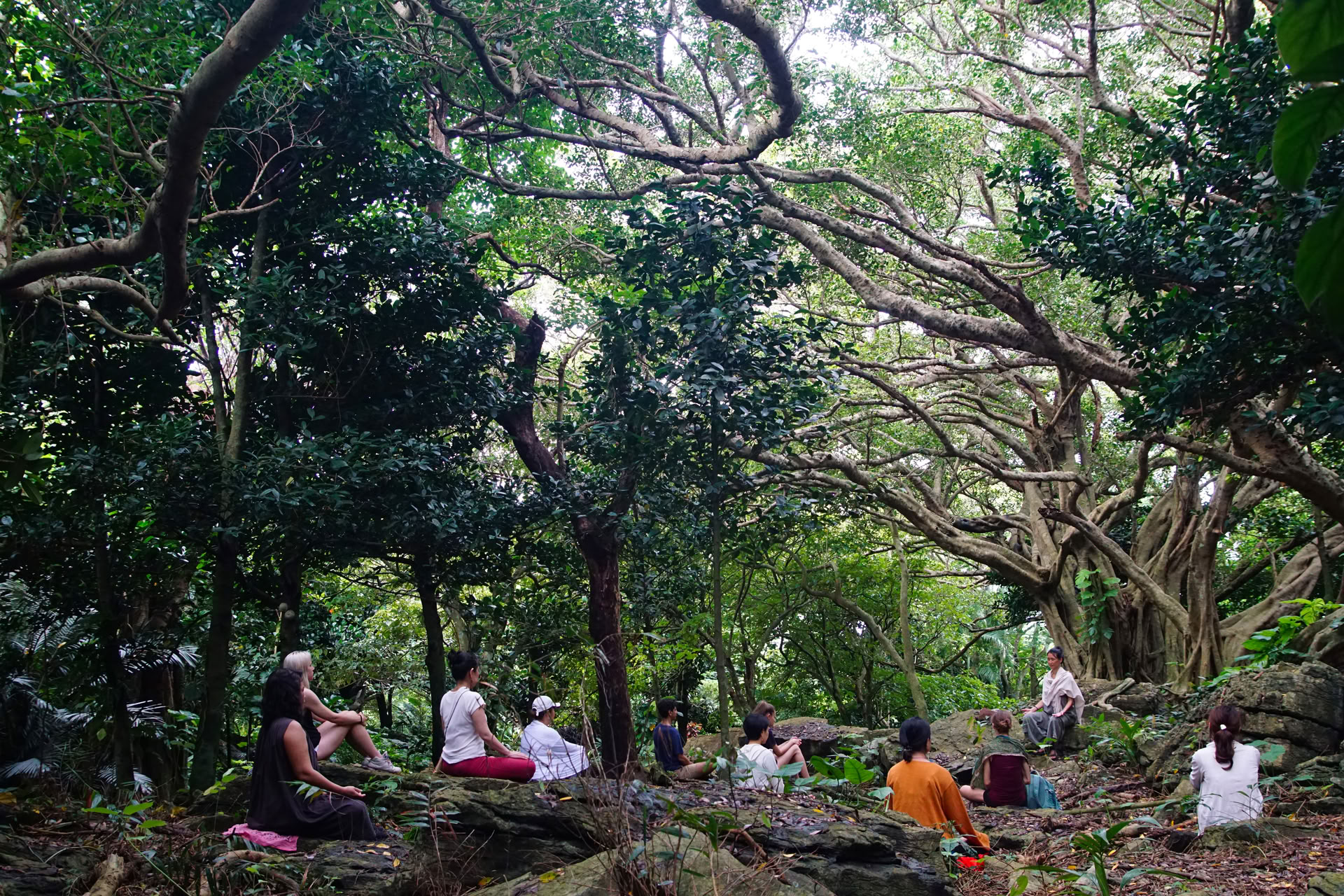 Retreat für stille Achtsamkeitsmeditation und Yoga