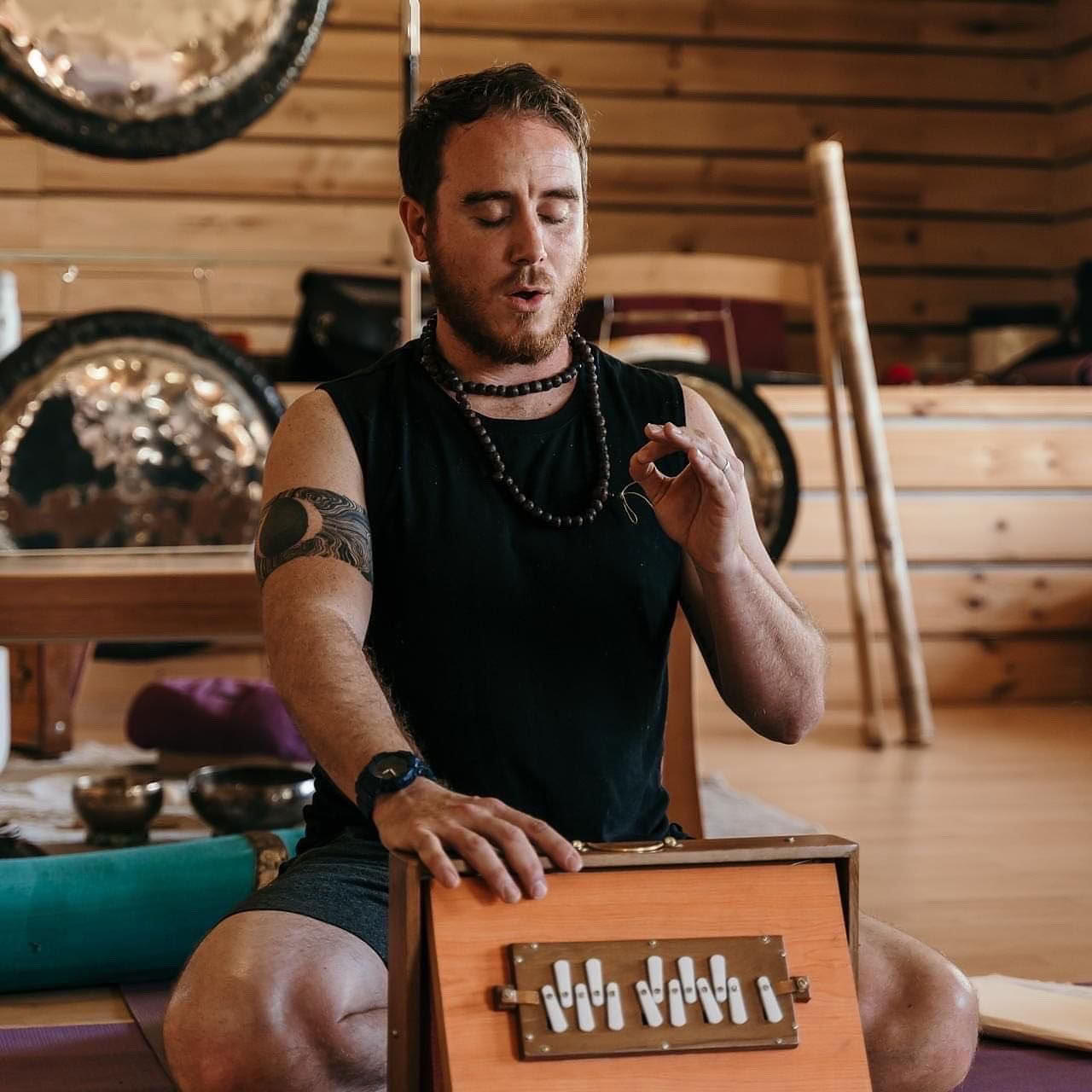 Zurück zu deinem Zentrum «Ganzheitliches Wellness-Programm durch Yoga und Ayurveda»