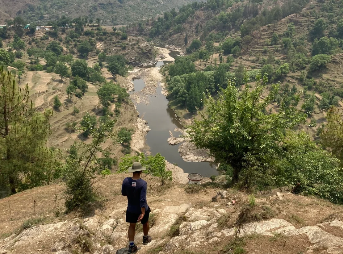 4-tägiges Retreat der Stille am Flussufer im Himalaya in Almora