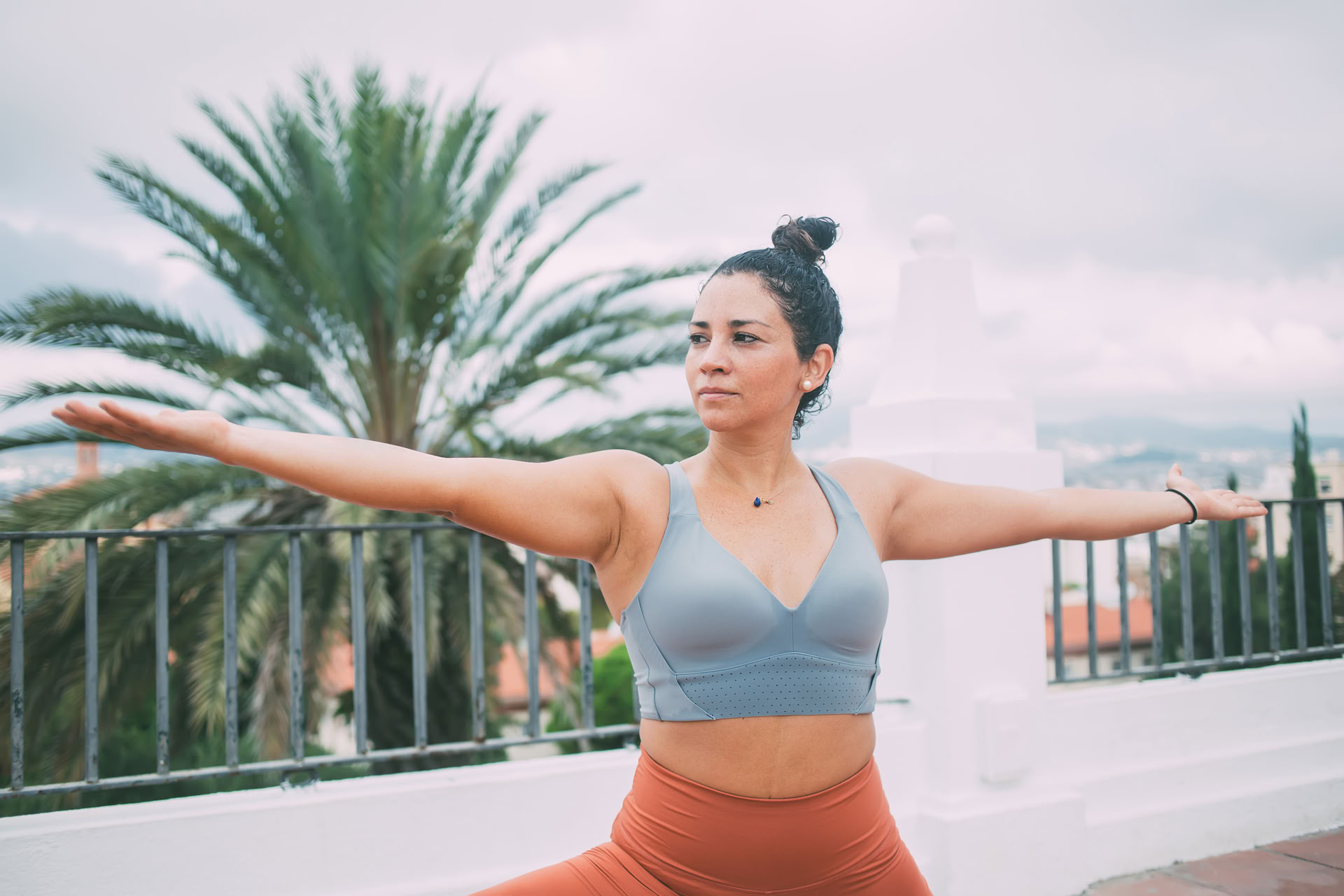 Sonnenaufgangs-Yoga