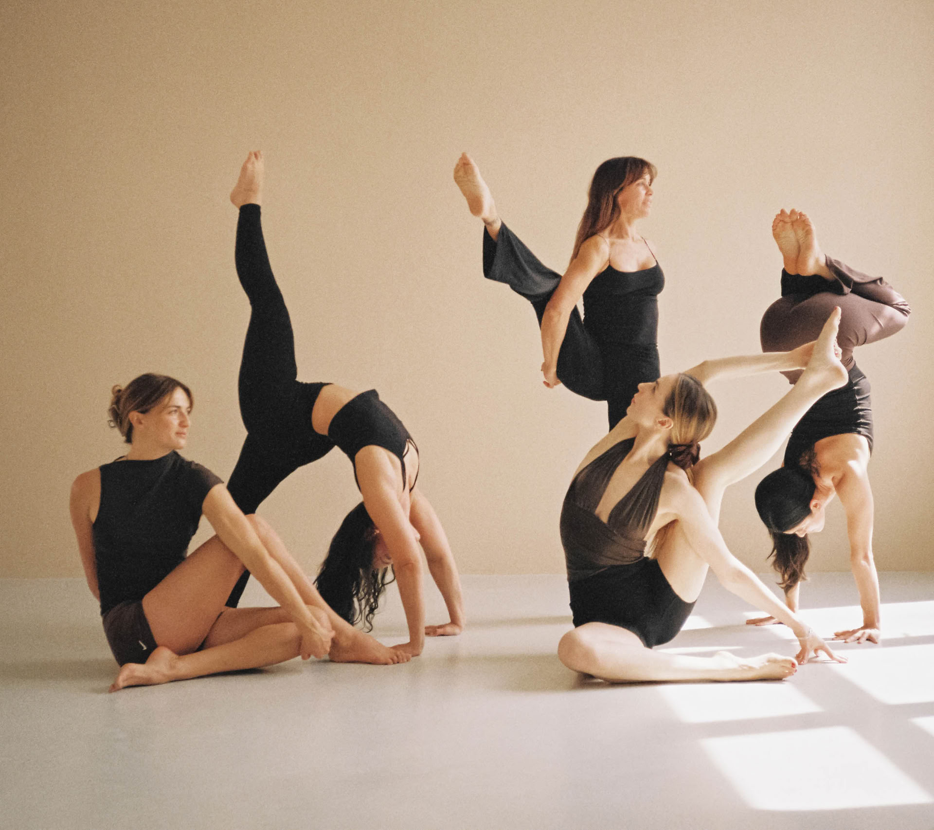 150 Stunden Fortgeschrittene Yogalehrerausbildung – Erweitern & Strahlen