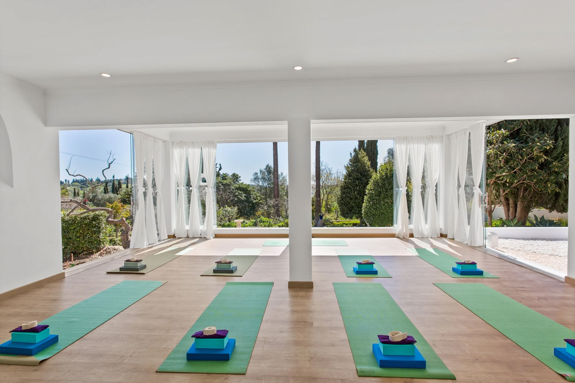 Yoga- und Surf-Retreat nur für Frauen
