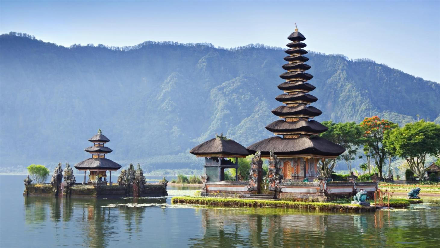 Aerial-Yoga-Lehrer*innenausbildung – 25. Apr. bis 29. Apr. 2026