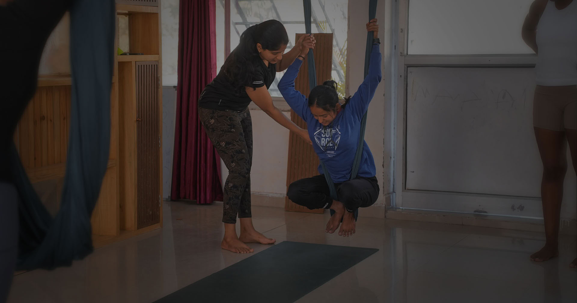Aerial-Yoga-Lehrerausbildungskurs – 25. Feb. bis 28. Feb. 2027