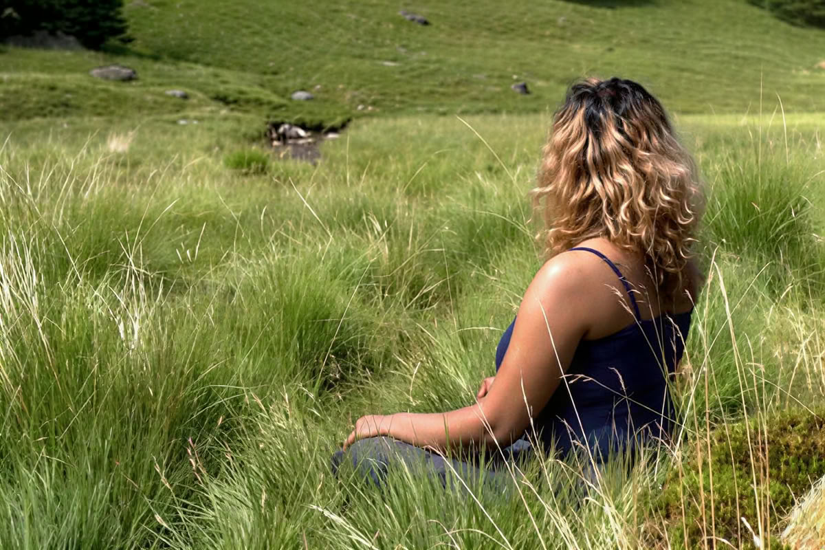 Yoga, verkörperte Bewegung und Meditation