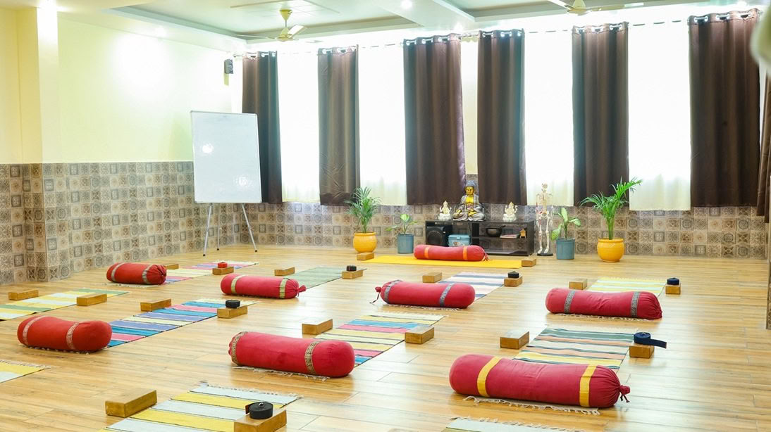 200-Stunden-Yogalehrerausbildung in Rishikesh, Indien