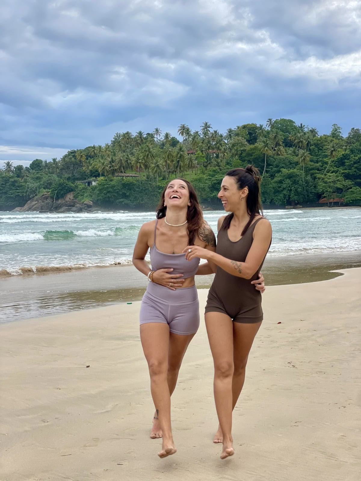 Loka Retreats - Yoga, Surfen und Abenteuer