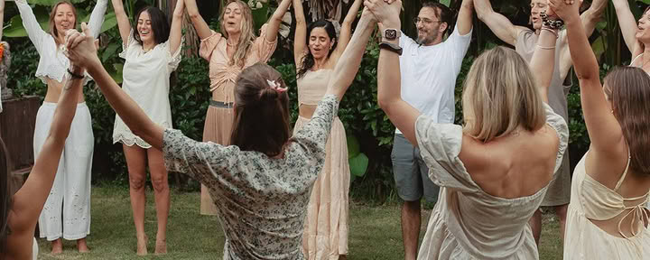 300-Stunden-Yoga-Lehrer-Ausbildungen