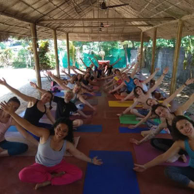3 Monate tägliche Yogakurse für Anfänger