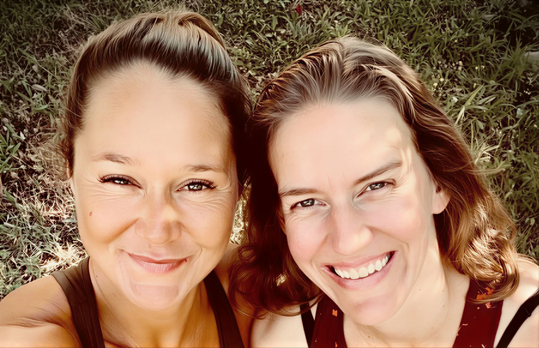 Vinyasa Yoga mit Ursina und Marina – fliessend in Balance kommen — Landguet Ried, Center for mindful living | Retreatzentrum & Seminarhaus