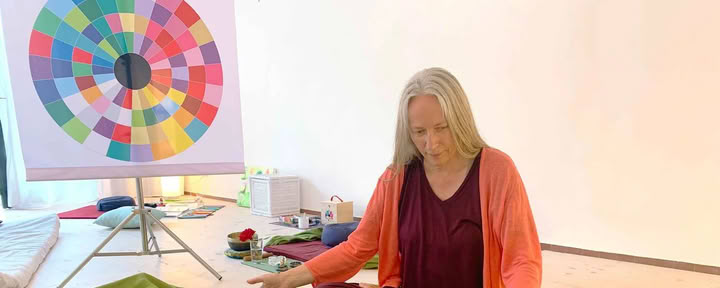 TIBETISCHE ENERGIEARBEIT Grundausbildung in 4 Modulen nach dem System der 24 Organkreise: — Landguet Ried, Center for mindful living | Retreatzentrum & Seminarhaus