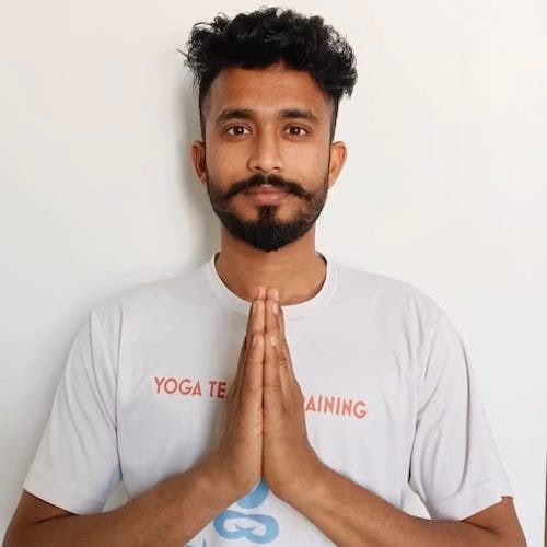 200-Stunden-Hatha-Ashtanga-Vinyasa-Lehrerausbildung in Indien