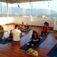 200-Stunden-Hatha-Ashtanga-Vinyasa-Lehrerausbildung in Indien