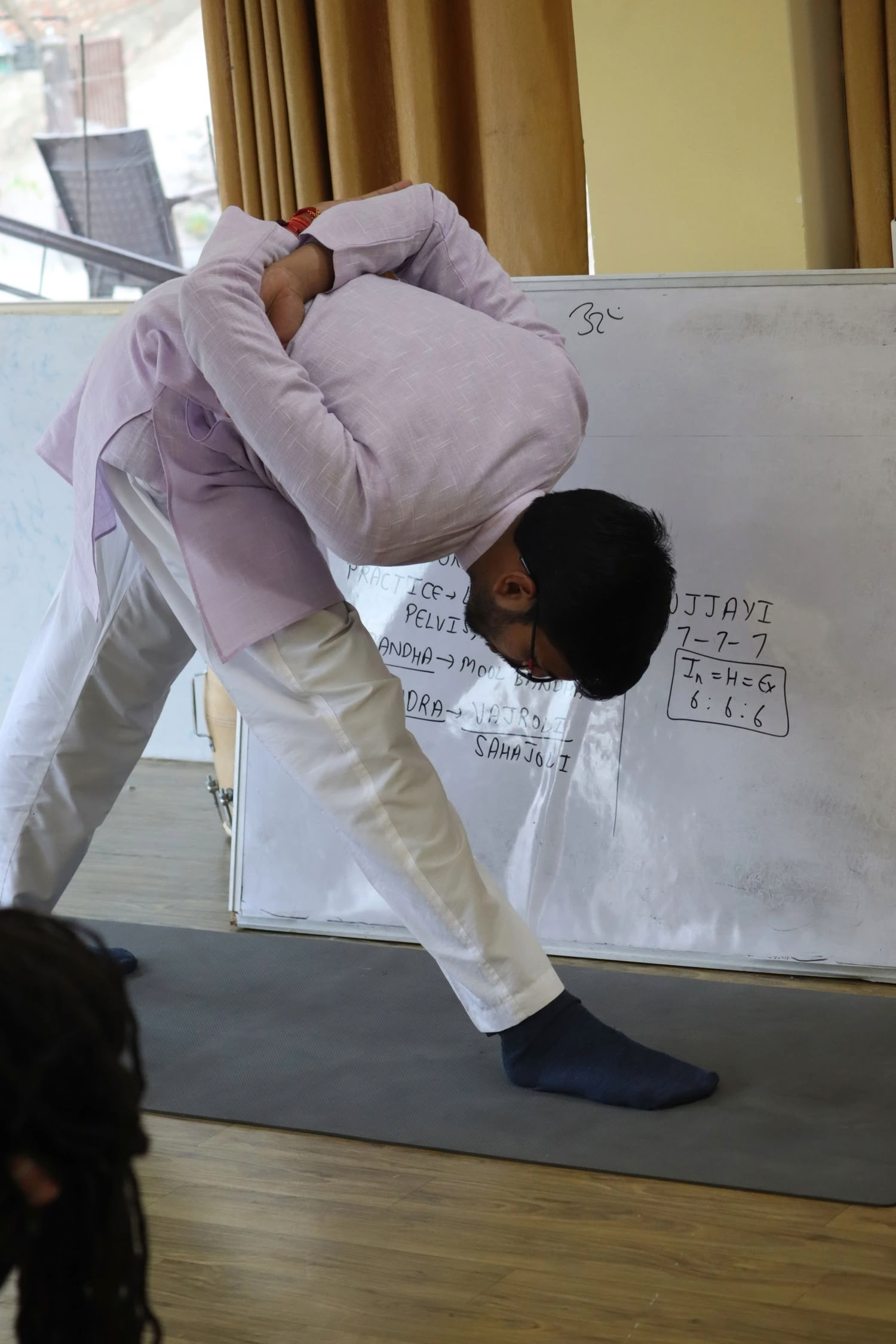 100-stündige Yogalehrerausbildung in Rishikesh, Indien