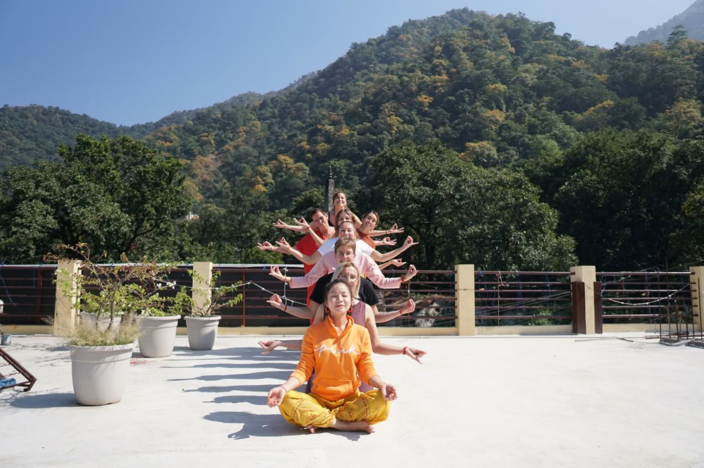 100-stündige Yogalehrerausbildung in Rishikesh, Indien