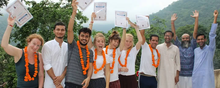Meditationslehrer-Ausbildung in Rishikesh, Indien